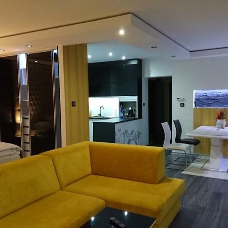 Apartmán Sofia Velky Slavkov Exterior foto