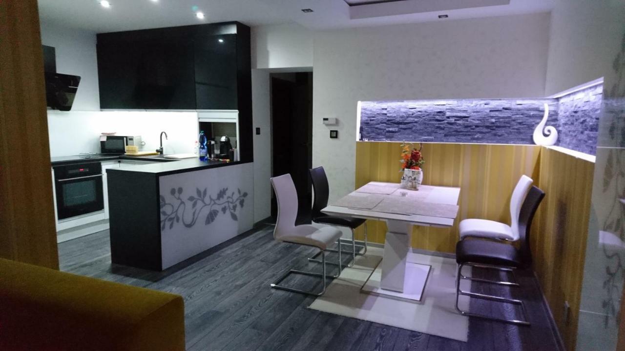 Apartmán Sofia Velky Slavkov Exterior foto