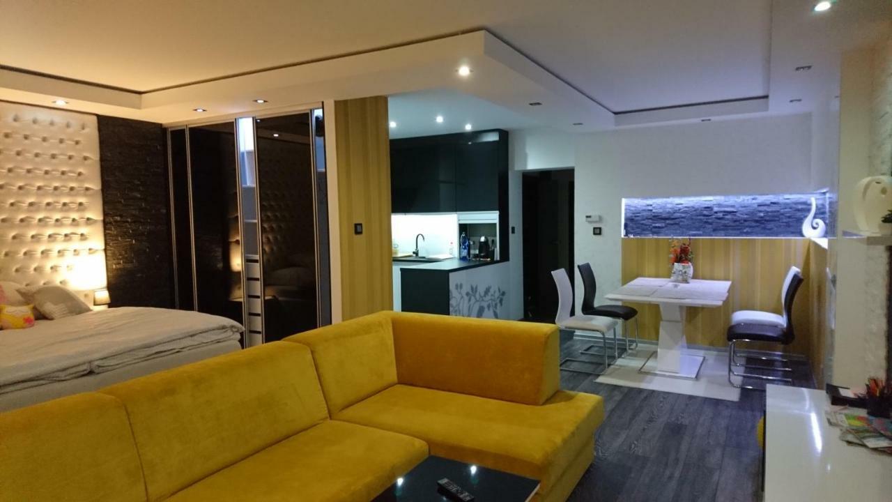 Apartmán Sofia Velky Slavkov Exterior foto