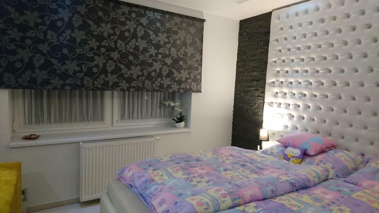 Apartmán Sofia Velky Slavkov Exterior foto